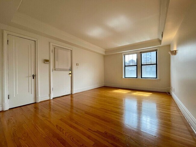 Photo - 6238-6242 Southwood Ave