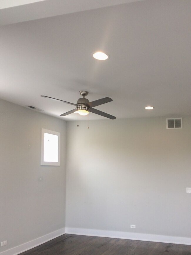 Photo - 2620 N Rockwell St