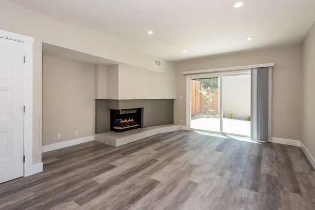 Photo - 3741 Mariana Way Unit B