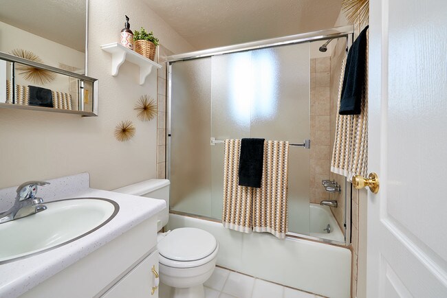 Photo - 2186 800 E Unit 7