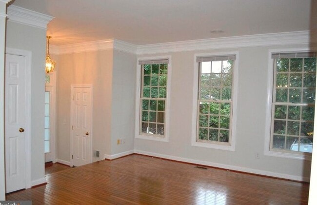 Photo - 6500 Osprey Point Ln