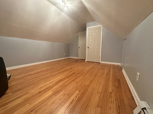 Photo - 135 Rainbow Rd