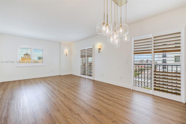 Photo - 10 Aragon Ave Unit 1117