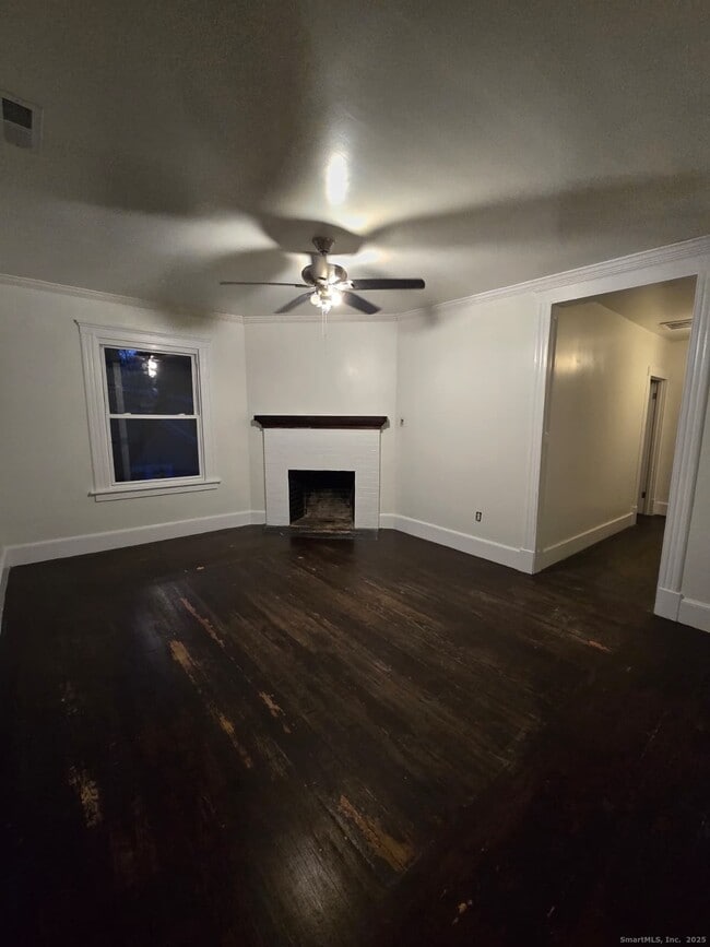 Photo - 75 Curtis St Unidad 2