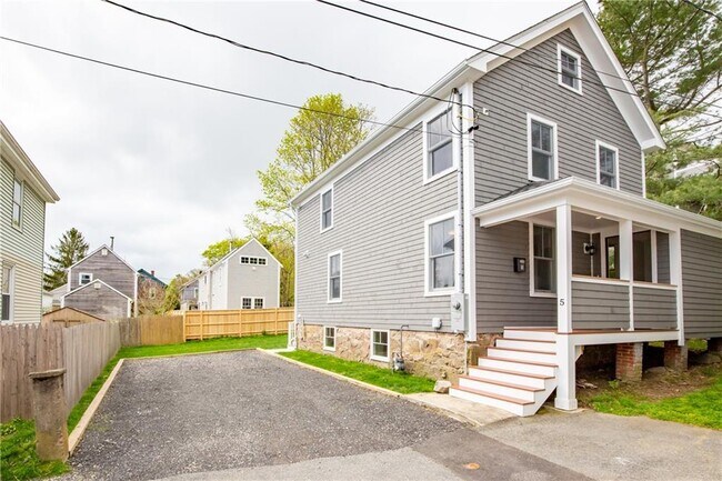 5 Gillies Ct