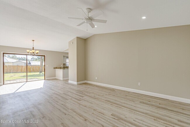 Photo - 201 Jefferson Ave NW