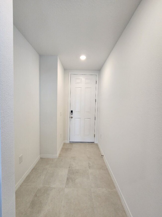 Photo - LIKE NEW!!! 4-Bedroom, 2-Bathroom in Villamar/Winter Haven