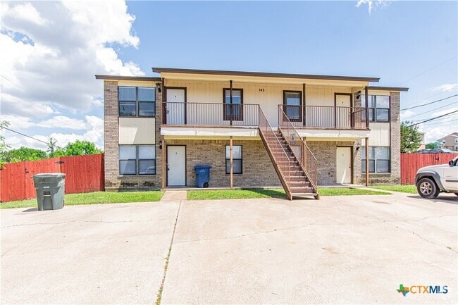 Building Photo - 142 Wolfe Rd Unit D Rental