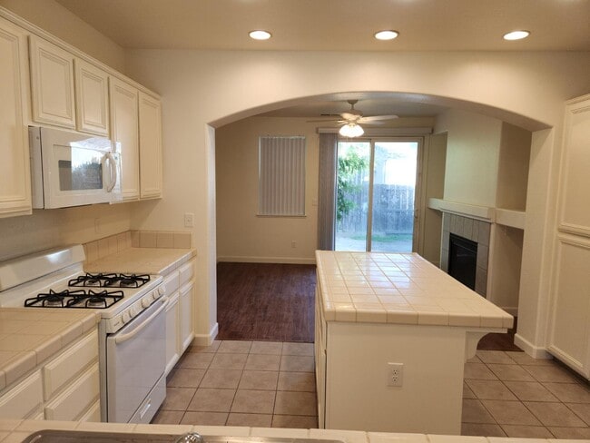 Photo - 4624 Stern Dr