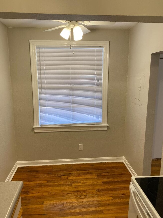 Comedor - 2741 Riverside Ave Apartamentos Unidad 2741