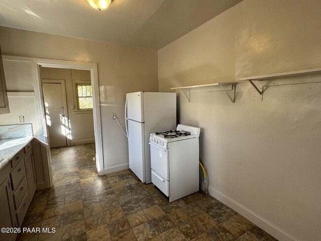Photo - 606 E Willis St