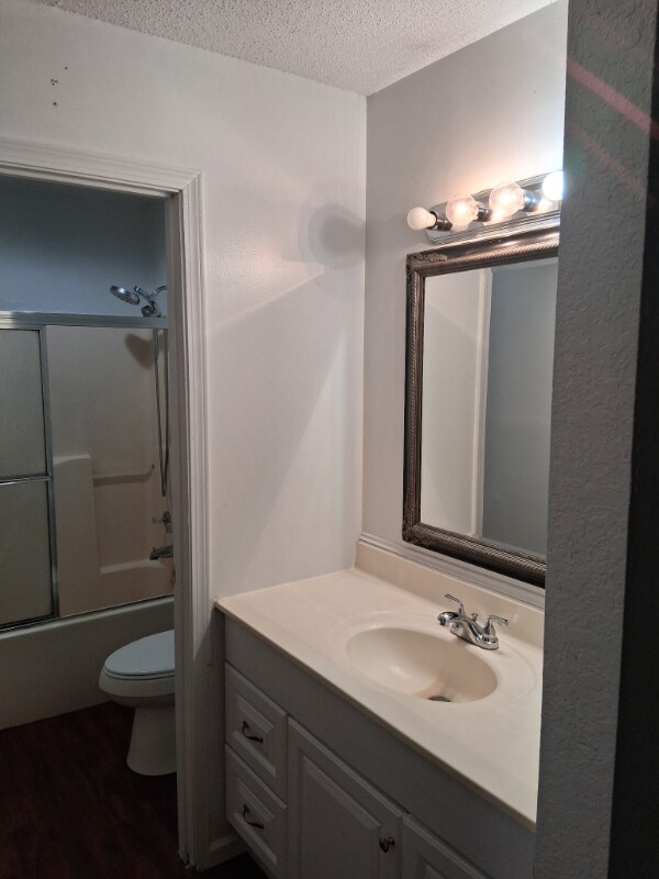 Photo - 1080 Mace Rd