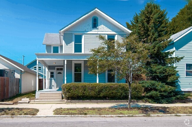 Building Photo - 612 Lavina St Rental
