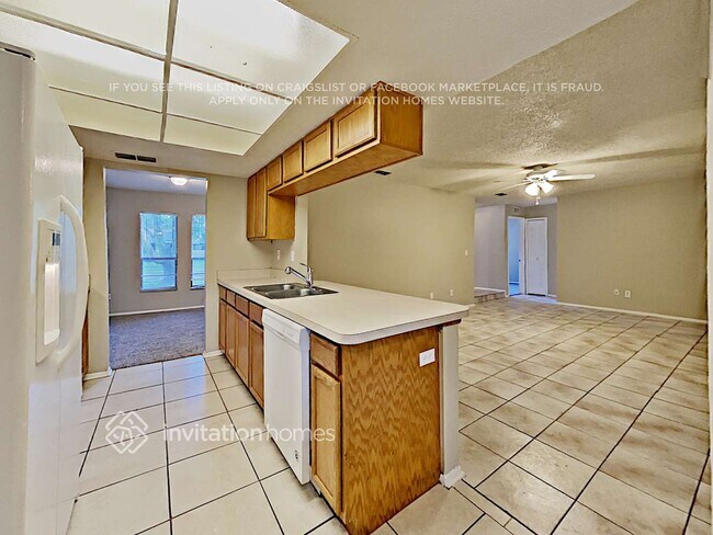 Photo - 2212 Cornell Dr