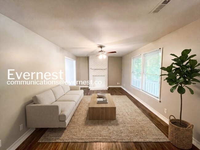 1310 Sun Valley Rd