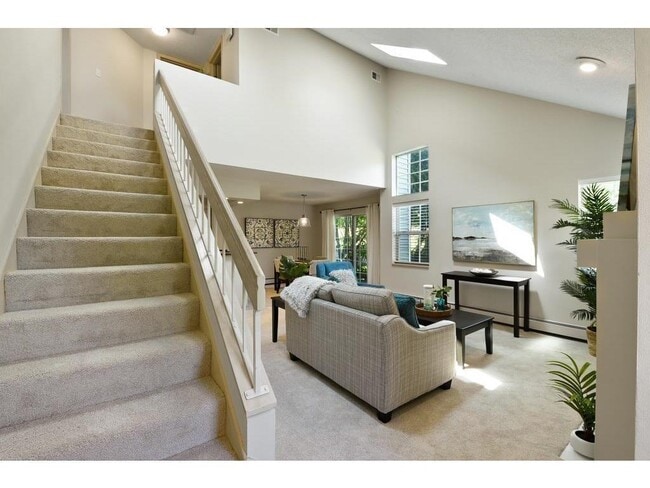 Photo - 1815 Terraceview Ln N