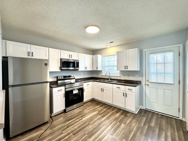 Photo - Gorgeous Duplex! Completely Remodeled!