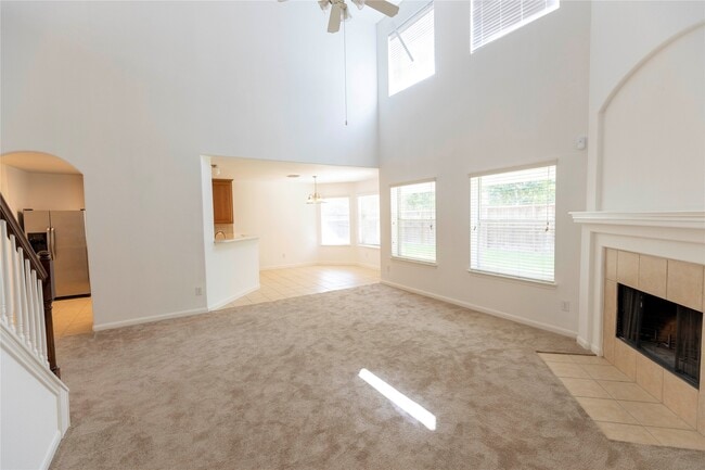 Building Photo - 8218 Rushing Stream Ct Rental