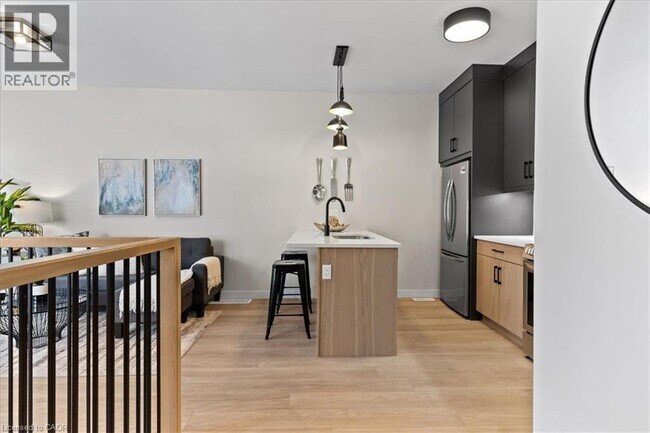 Photo - 2 Pipers Green Ct