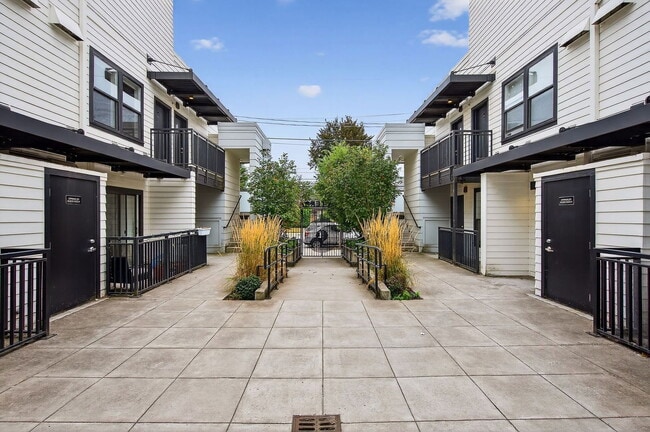 Photo - 5635 NE Glisan St Unidad 6