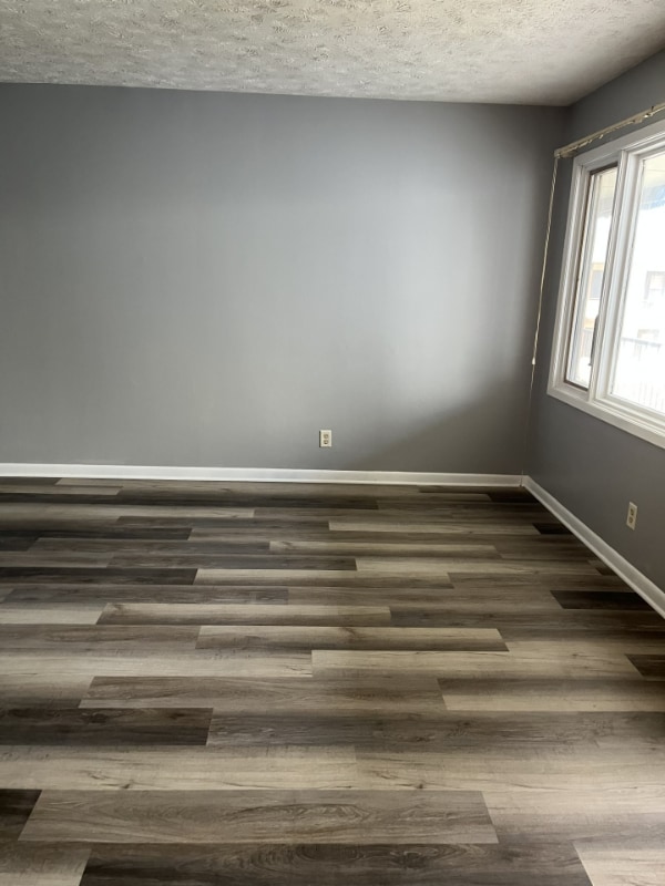 Photo - 650 E 12th St Unidad 639 E 10th st