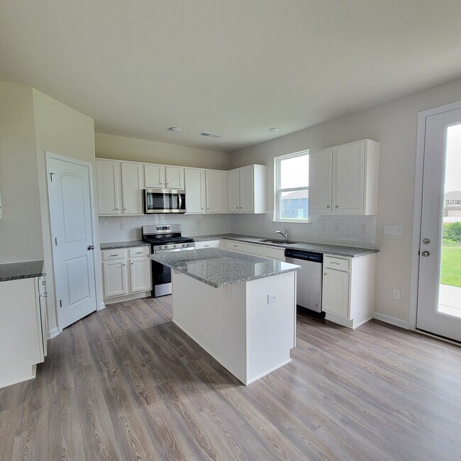 Photo - 5037 Markfield Ln