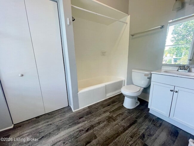 Photo - 1308 E Main St Unit 3