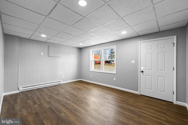 Building Photo - 1480 Seven Valleys Rd Unit 3