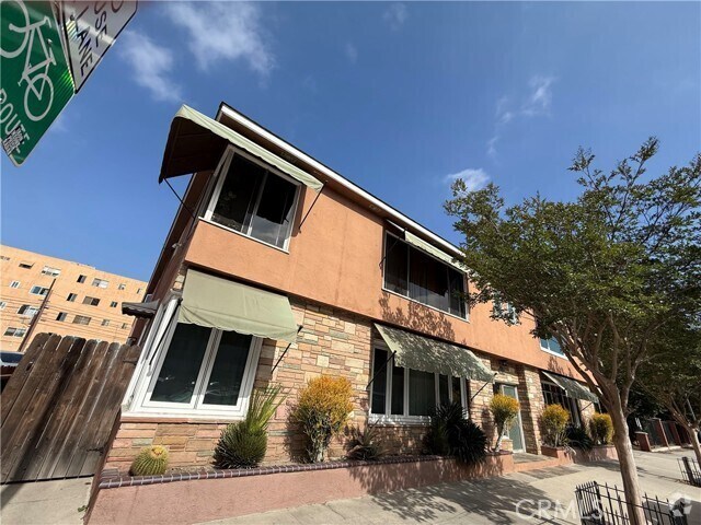 Building Photo - 330 Chestnut Ave Unit 11 Rental