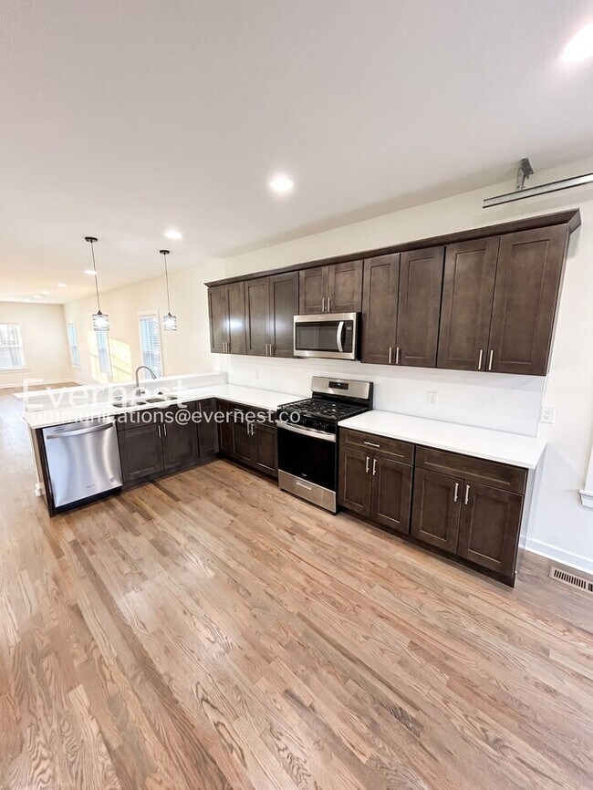 Photo - 2218 14th Ave N