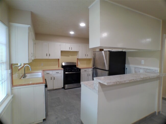 Photo - 601 Fresa Rd