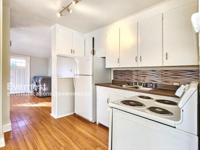 Photo - 245 S Hazel Ct