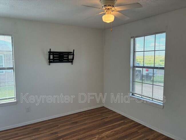 13320 White Settlement Rd