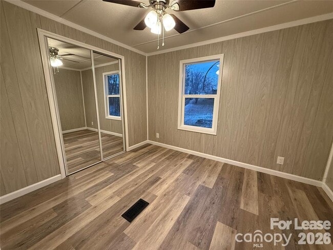 Photo - 116 Longbranch Rd