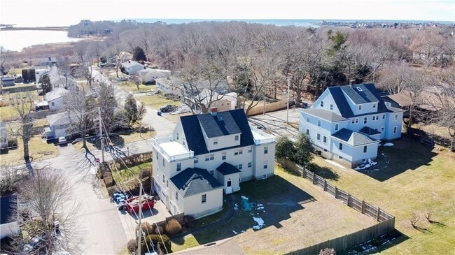 118 Ruggles Ave Unit 101