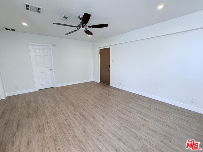 Photo - 8610 Cadillac Ave