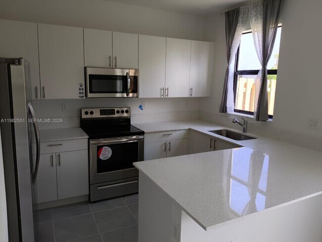 Photo - 13262 SW 285th St