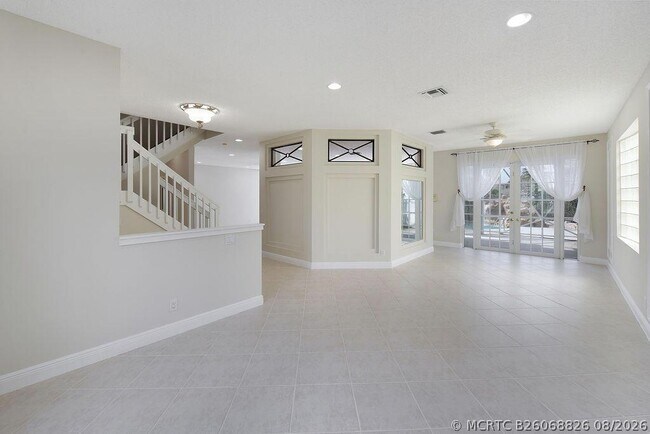 Photo - 7259 Norwich Ln