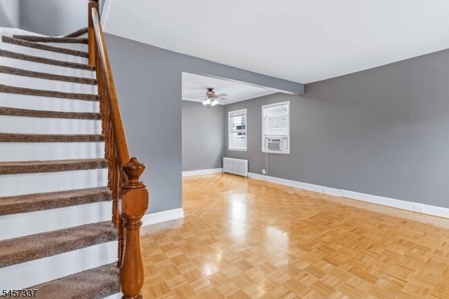 33 Franklin Ave
