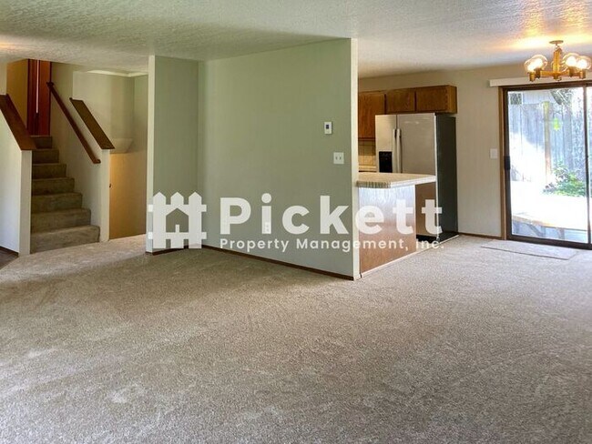 Photo - Lake Symington Area 3 Bedroom