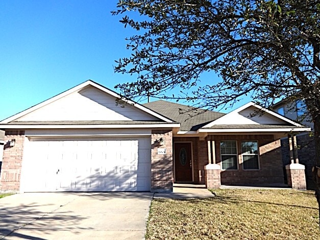 Photo - 18505 Sandy Bottom Dr House