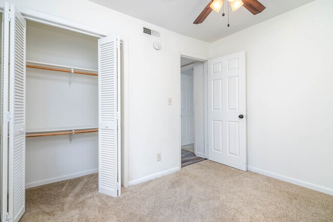 1265 E OV - OV Cabana