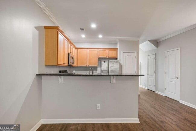 1030 Firethorne Pass