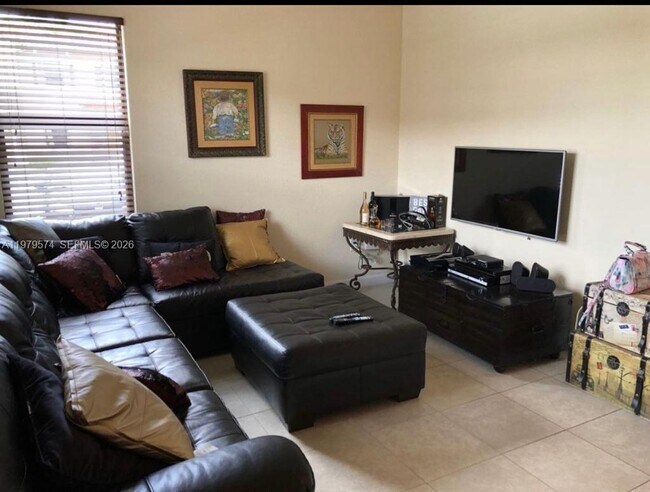 Photo - 3203 SE 6th St