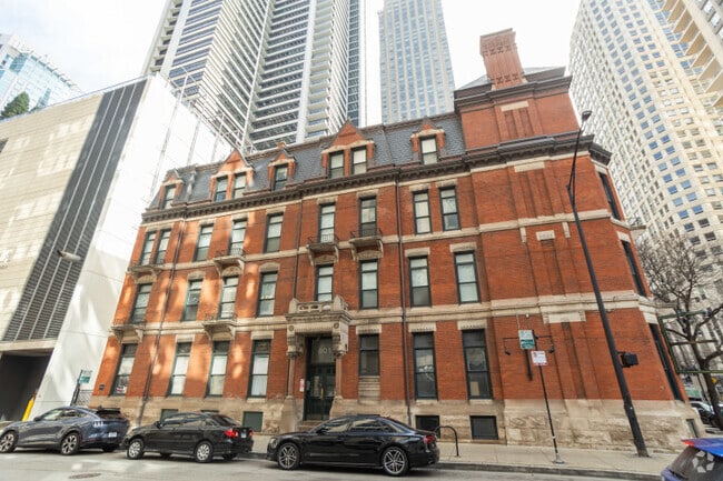 Building Photo - 801 N Wabash Ave Rental