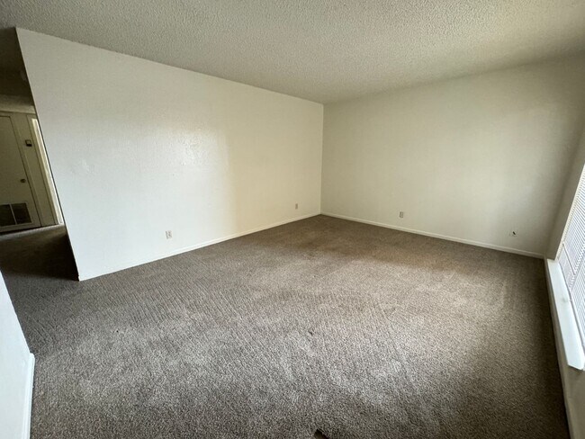 Photo - 4308 Lake Rd Unit # E