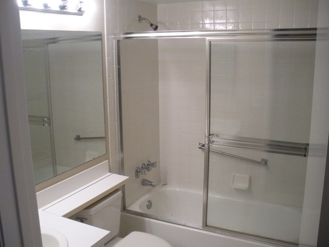 Photo - 208 Foxtail Dr Unidad E1