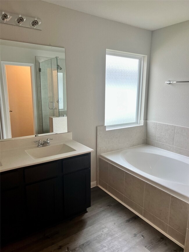 Photo - 5603 Brooklyn Rose Dr