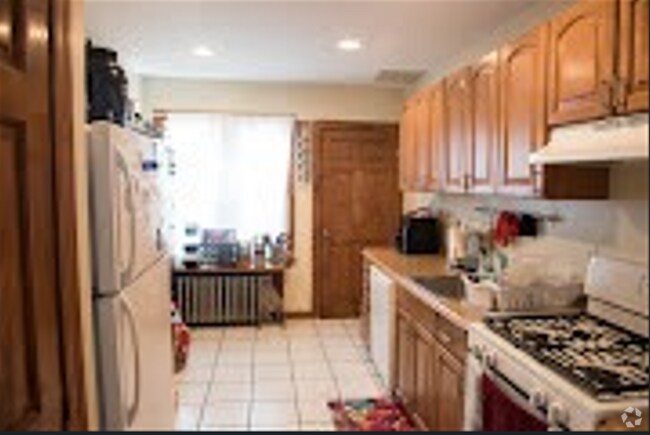 Building Photo - 27 South Crescent Circuit Unit A Rental