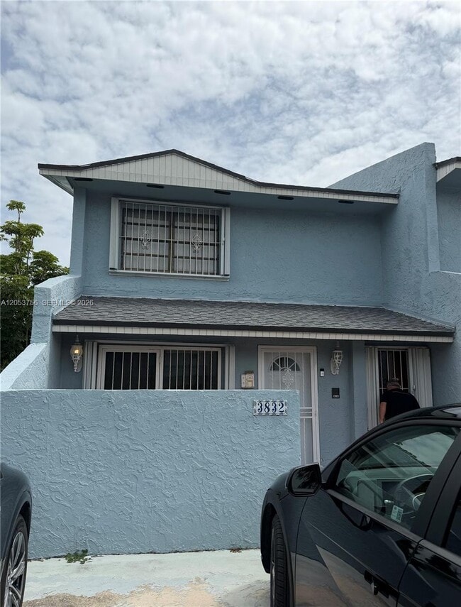 Building Photo - 3832 SW 107th Ave